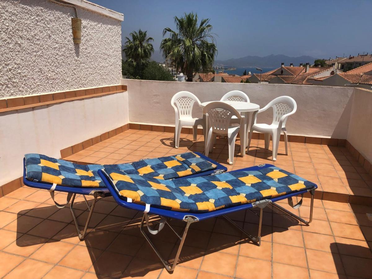 Puerto De Mazarron Large House With Roof Terrace & Sea Views-5 Guests Have 3 Bedrooms & 1 To 4 Guests Have 2 Bedrooms Екстер'єр фото