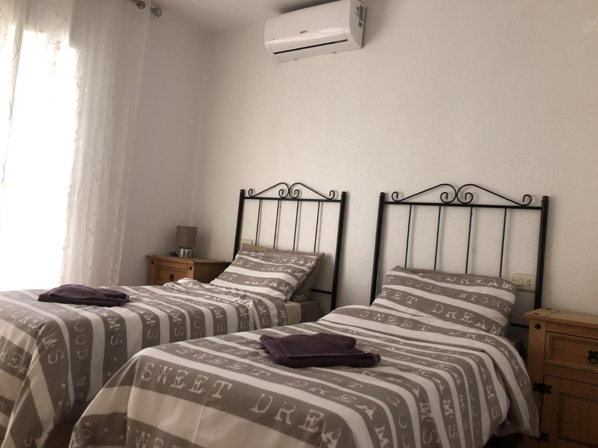 Puerto De Mazarron Large House With Roof Terrace & Sea Views-5 Guests Have 3 Bedrooms & 1 To 4 Guests Have 2 Bedrooms Екстер'єр фото
